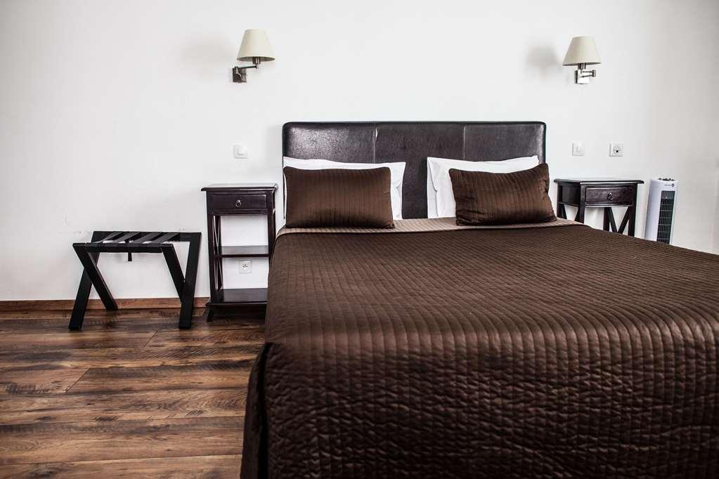 Hotel Henri IV Нерак Номер фото