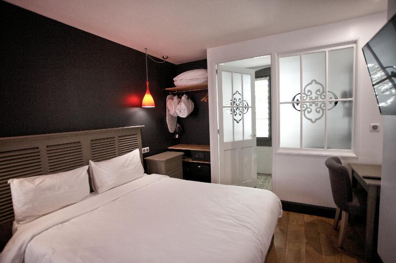Hotel Henri IV Нерак Экстерьер фото